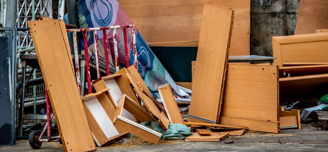 Furniture-removal-in-Pasadena-CA